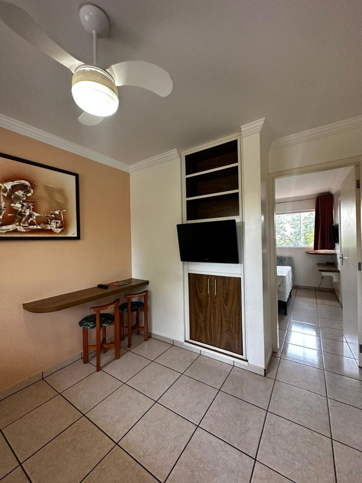 Nobreza Fiori Turismo Em Diroma Fiori Sem Roupas De Cama Banho E Refeicoes A Serem Contratadas Separadamente Da Reserva Apartment Caldas Novas