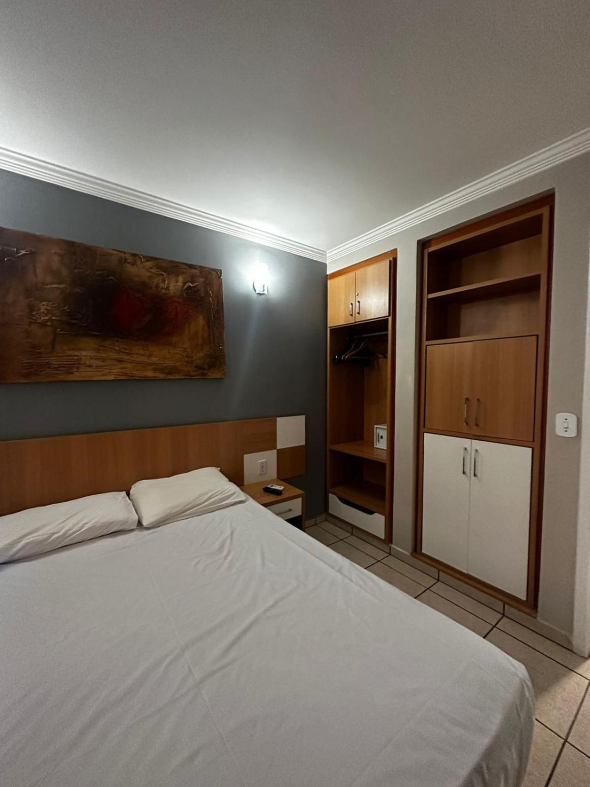Nobreza Fiori Turismo Em Diroma Fiori Sem Roupas De Cama Banho E Refeicoes A Serem Contratadas Separadamente Da Reserva Apartment