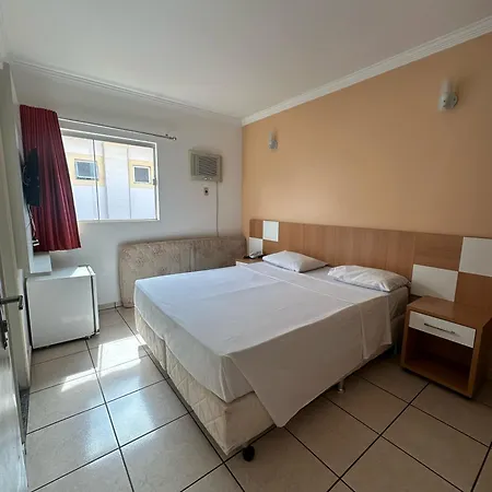 Nobreza Fiori Turismo Em Caldas Novas Diroma Fiori Sem Roupas De Cama Banho E Refeicoes A Serem Contratadas Separadamente Da Reserva Exterior photo